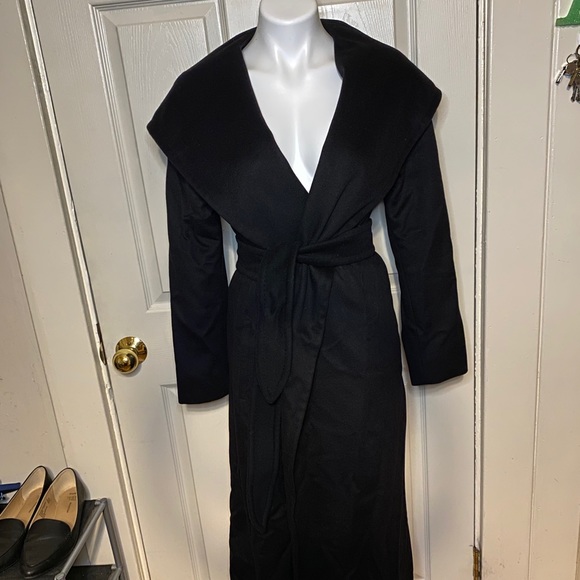Max Mara Chic Style Cashmere Coat - Picture 3 of 8